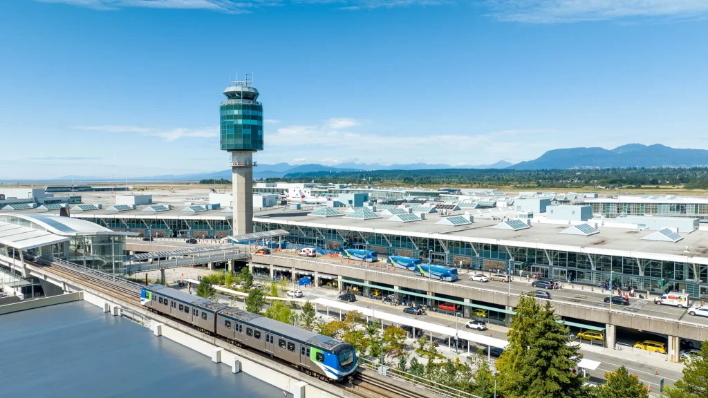 Sân bay quốc tế Vancouver ở Canada