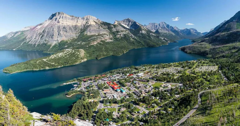 Waterton - Ngôi làng đẹp nhất ở Canada