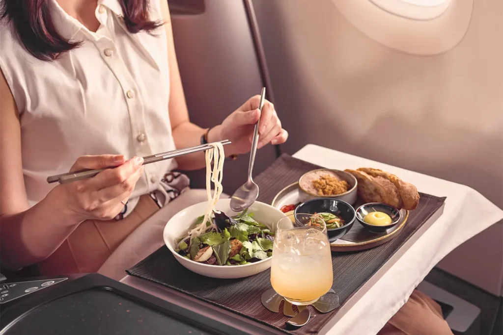Tại sao việc đặt trước suất ăn trên máy bay lại có lợi cho bạn?